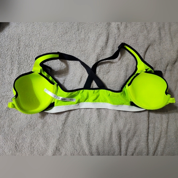 VSX Sports Bra size 34D - Picture 3 of 7
